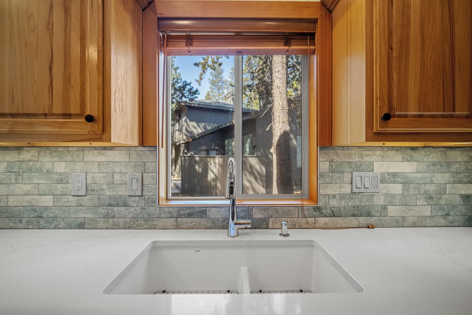 12 White Alder-13