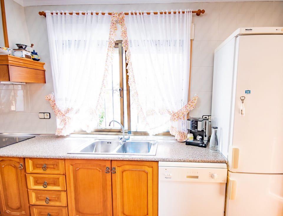 Enjoy the kitchen of this country house in Alhaurín el Grande