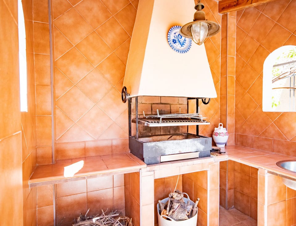 Enjoy the barbecue of this country house in Alhaurín el Grande