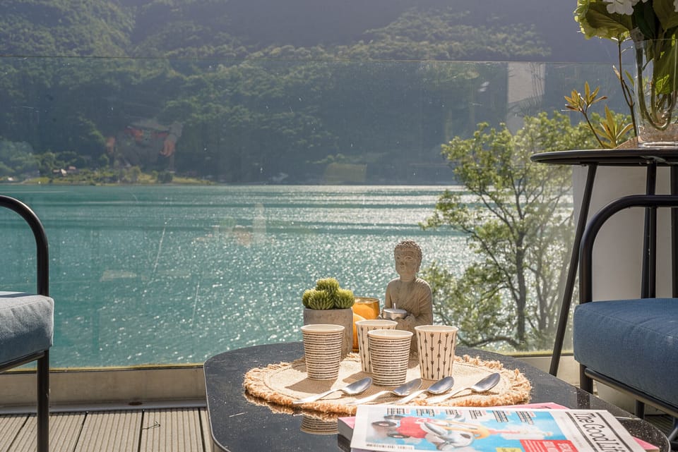 Main balcony with lake view