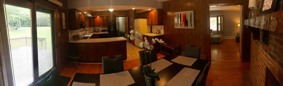 Open,  airy and spotlessly cleaned space through out 