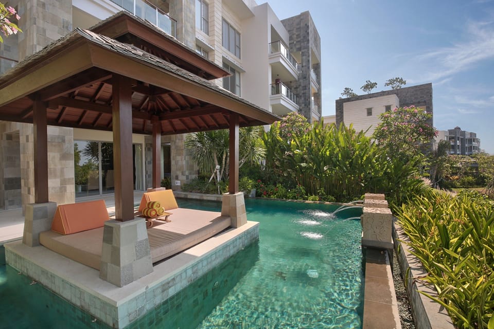 Private Pool 3BR Ayana Residence Jimbara