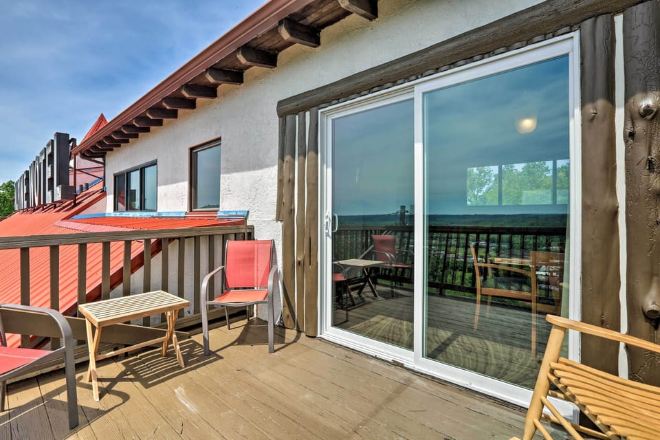 Deck