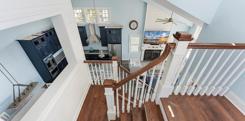 2.5 FLOOR LANDING