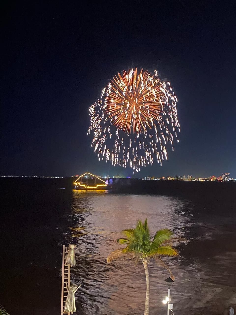 Daily Firework right in front of Casa Luz