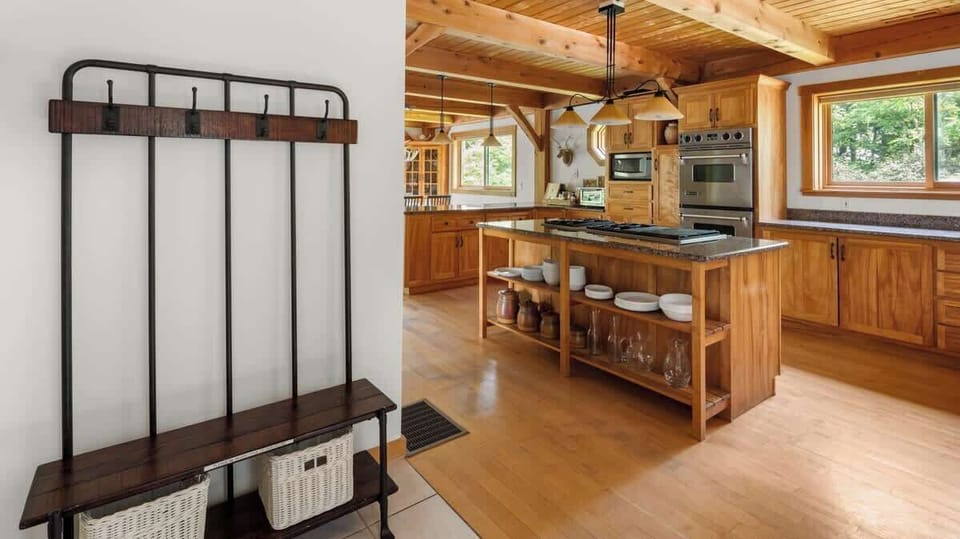 Spacious kitchen island