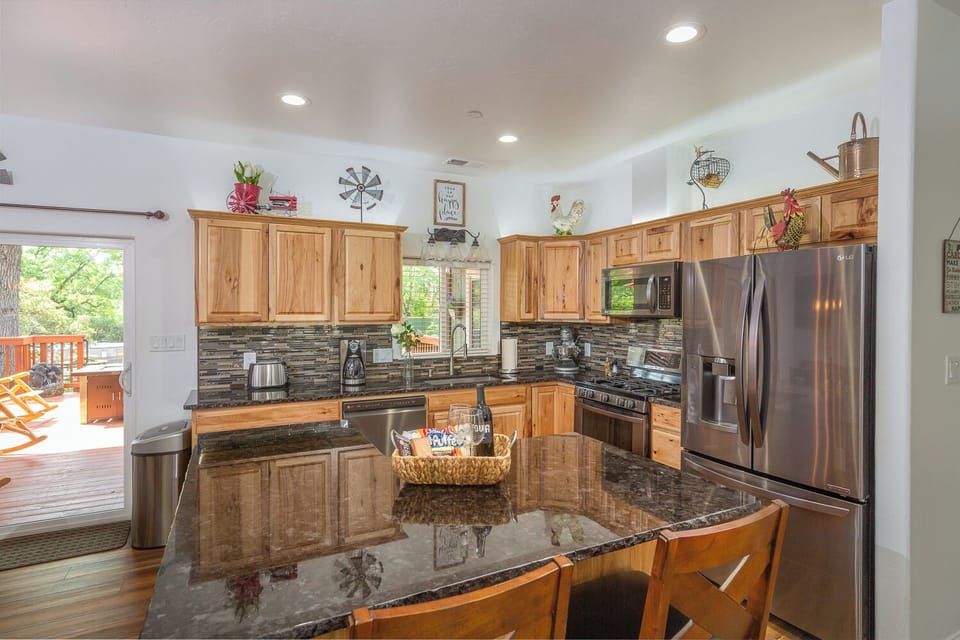 Large modern kitchen with everything you could possibly need for fixing a meal