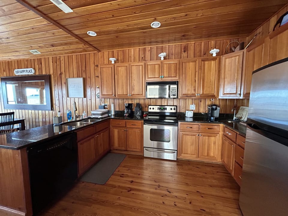 3rd (top) floor - kitchen