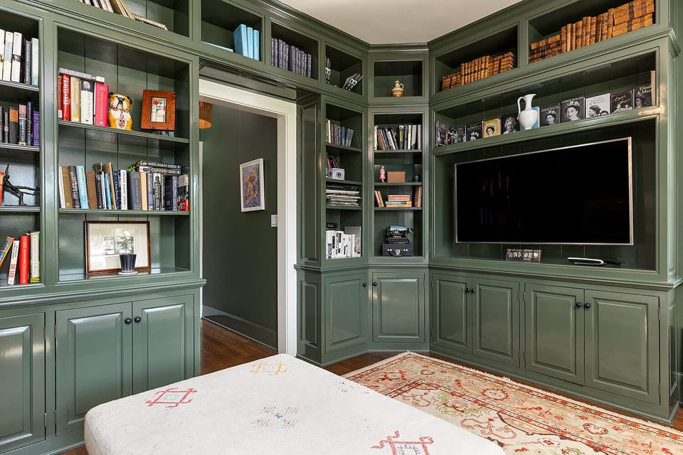 Home office/4th bedroom with large TV