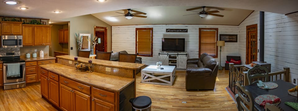 Living/Kitchen