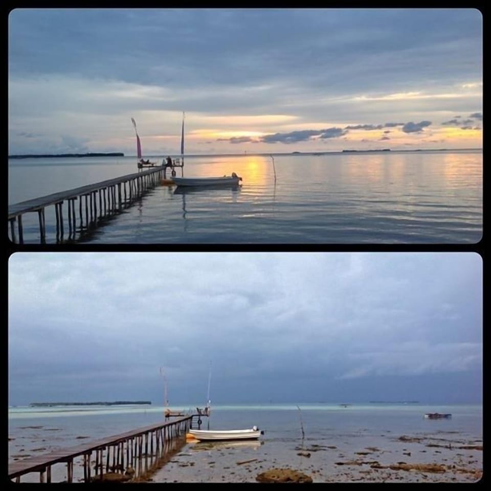 Beachfront Cendana Cottage