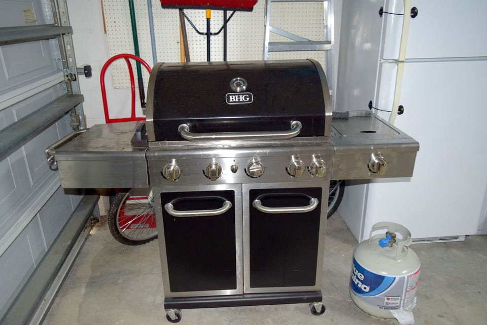 Grill for guest to use