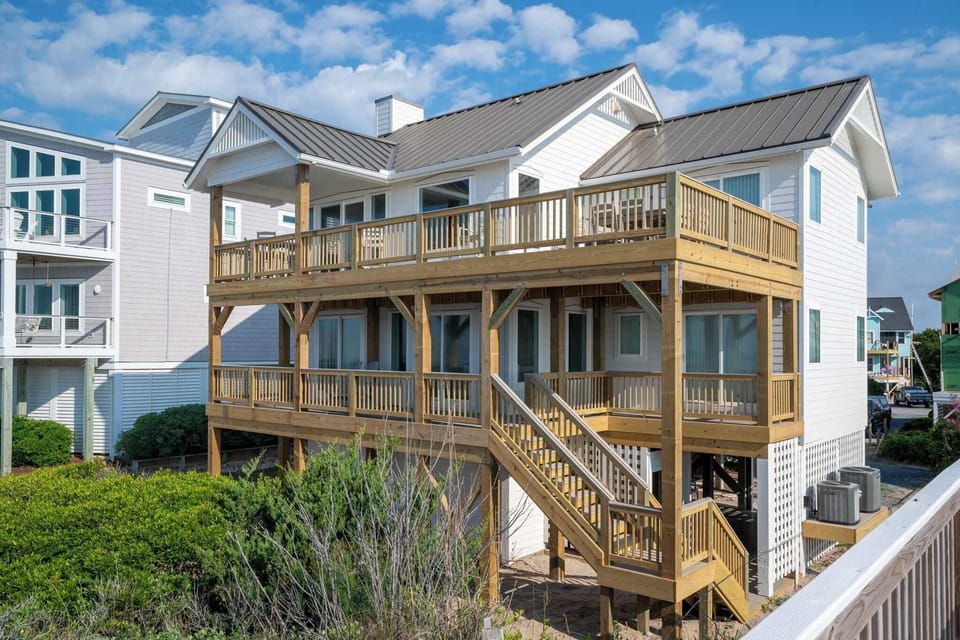 Oceanfront home in North Topsail Beach