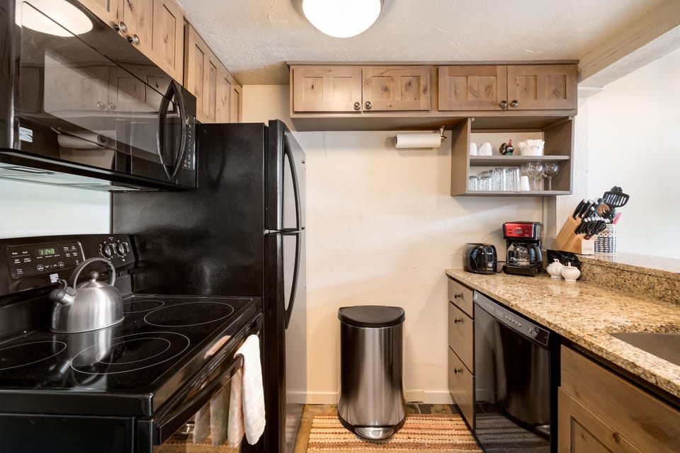 Fully Stocked Kitchen