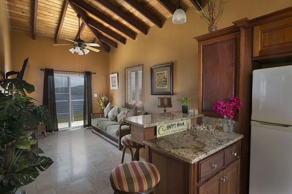 Cottage Adore delightful living areas