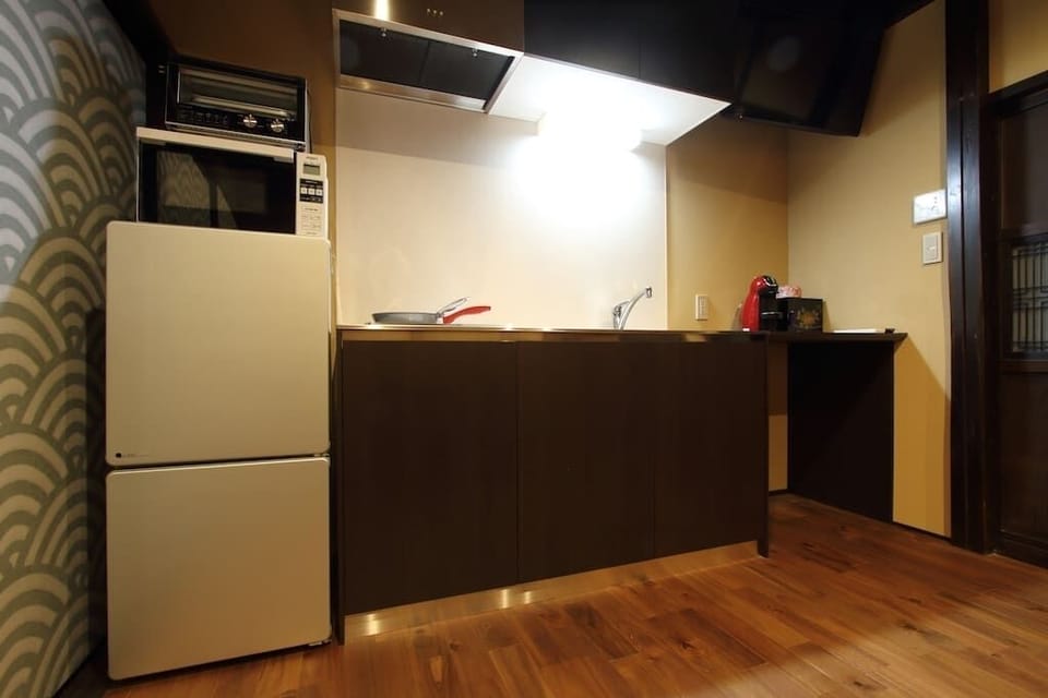 Kitchen 2F