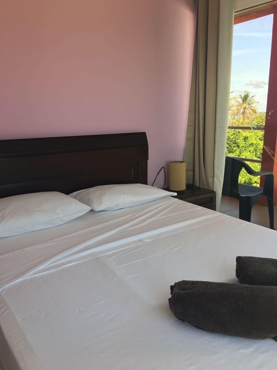 Cama