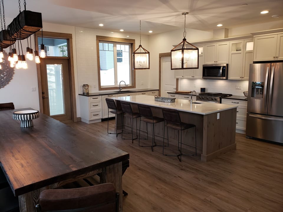 Kitchen/Dining