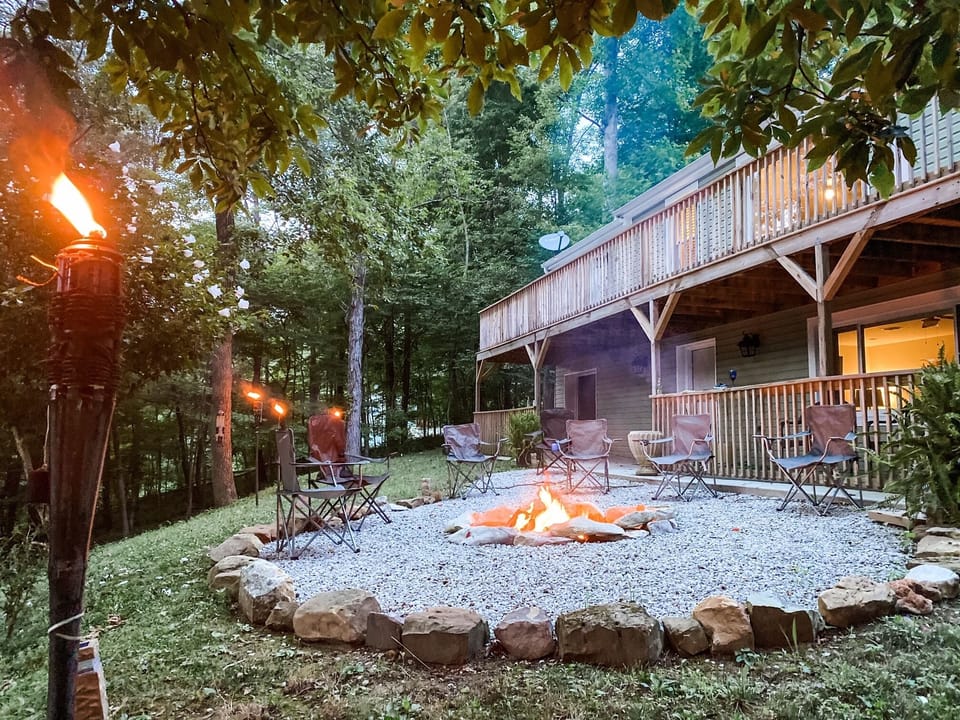 Enjoy sitting around the firepit with friends and family.
Chairs provided (12) 