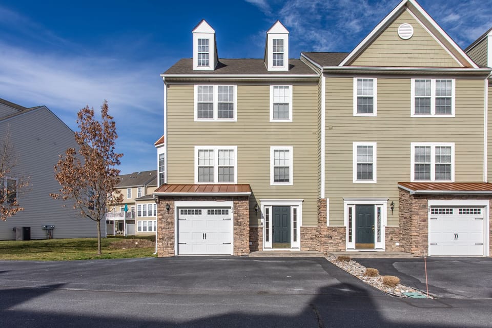 Front Facing - 5-6 Parking Spots directly in front of the property. 