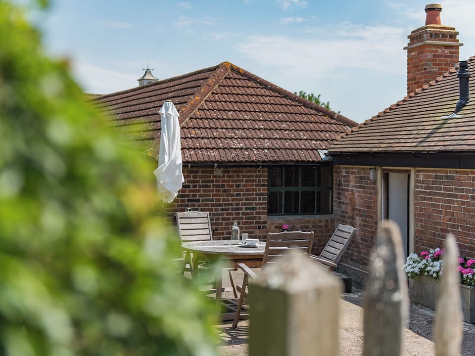 Exterior | Shepherd&rsquo;s Cottage, Pett