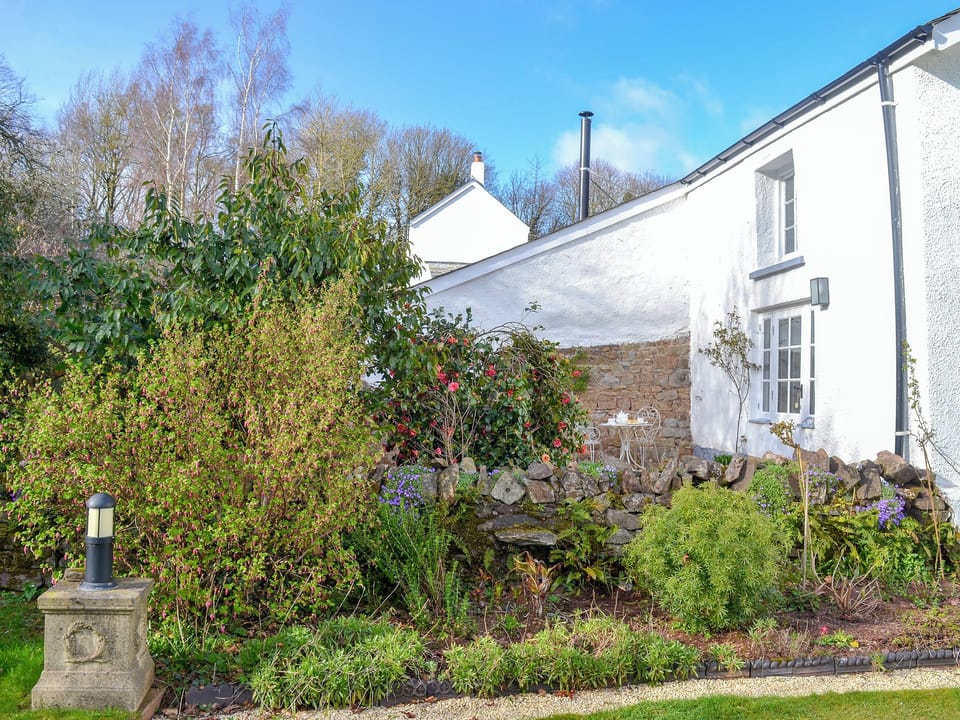 Garden | Manor Cottage - Grattan Manor Cottages, Bow, near Crediton