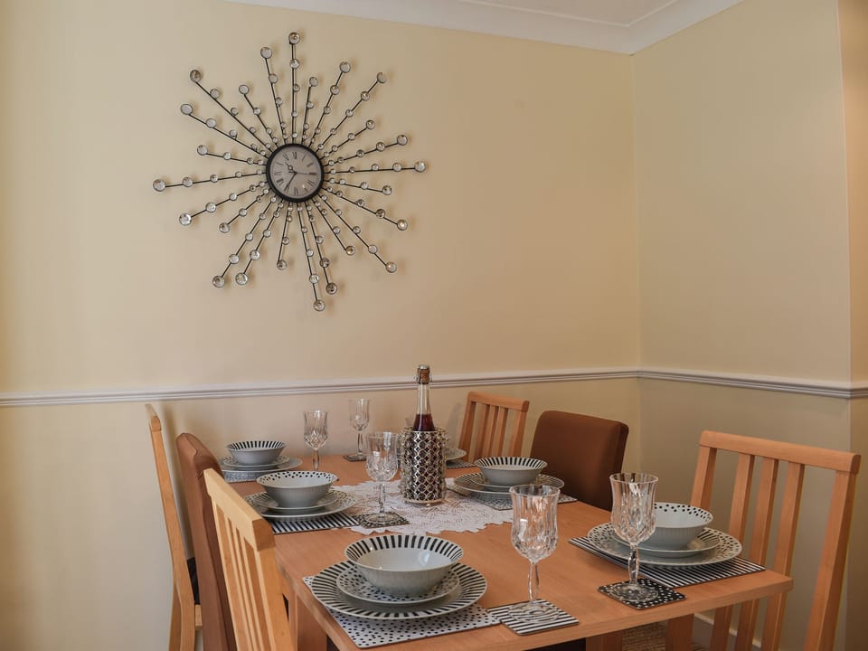 Dining area | Annie&rsquo;s Place, Whitby