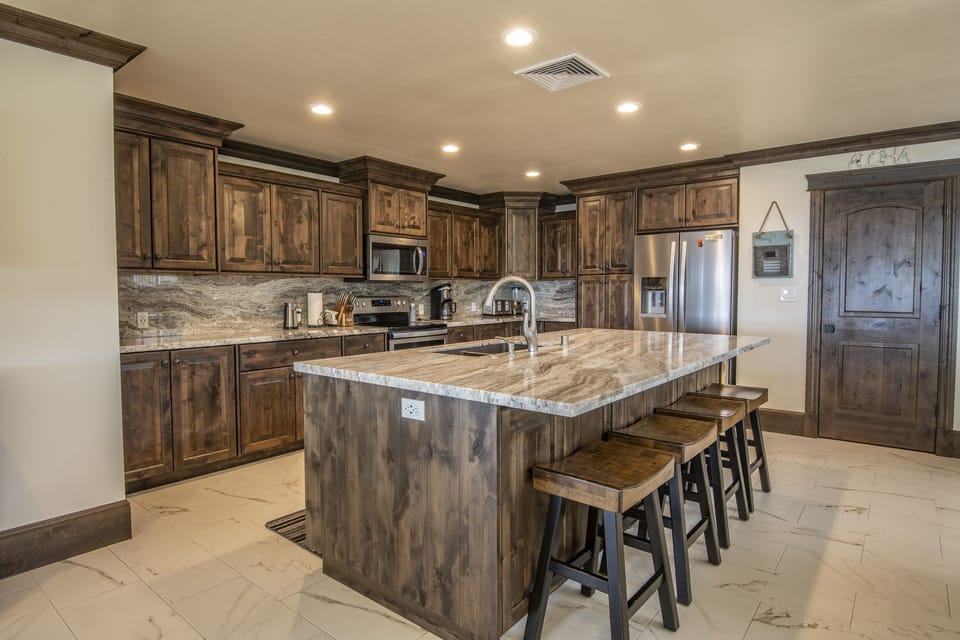 Kitchen - w/ Bar and Plenty of Serving Area
