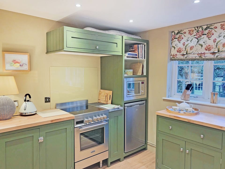 Kitchen/diner | Freshwater Barn, Benenden