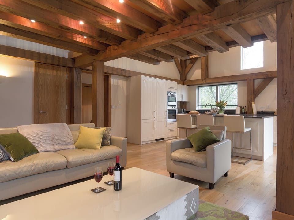 Lounge and kitchen | Coot Lodge, Somerford Keynes, near Cirencester