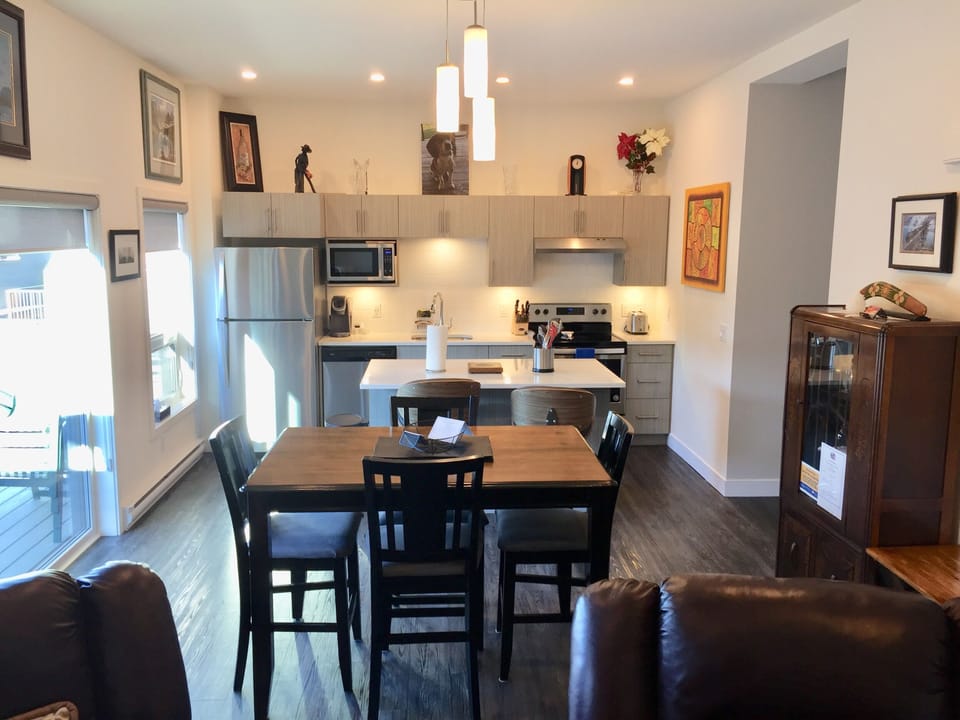 Open concept dining
