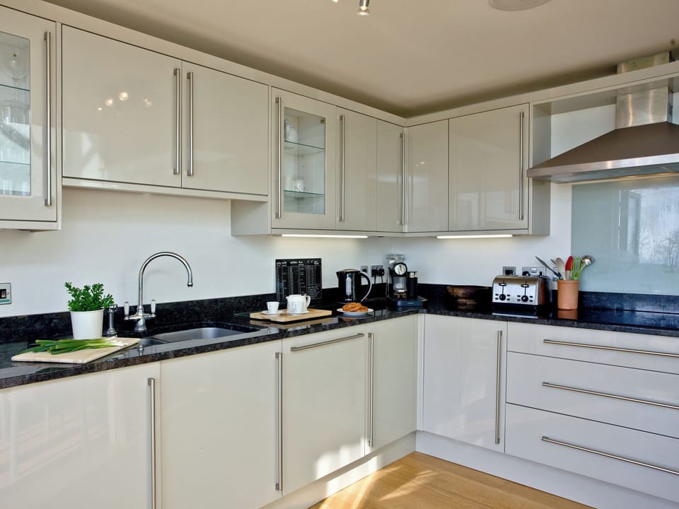 Fully appointed kitchen | Number 6 Quantock Lodge, Cricket St Thomas, near Chard