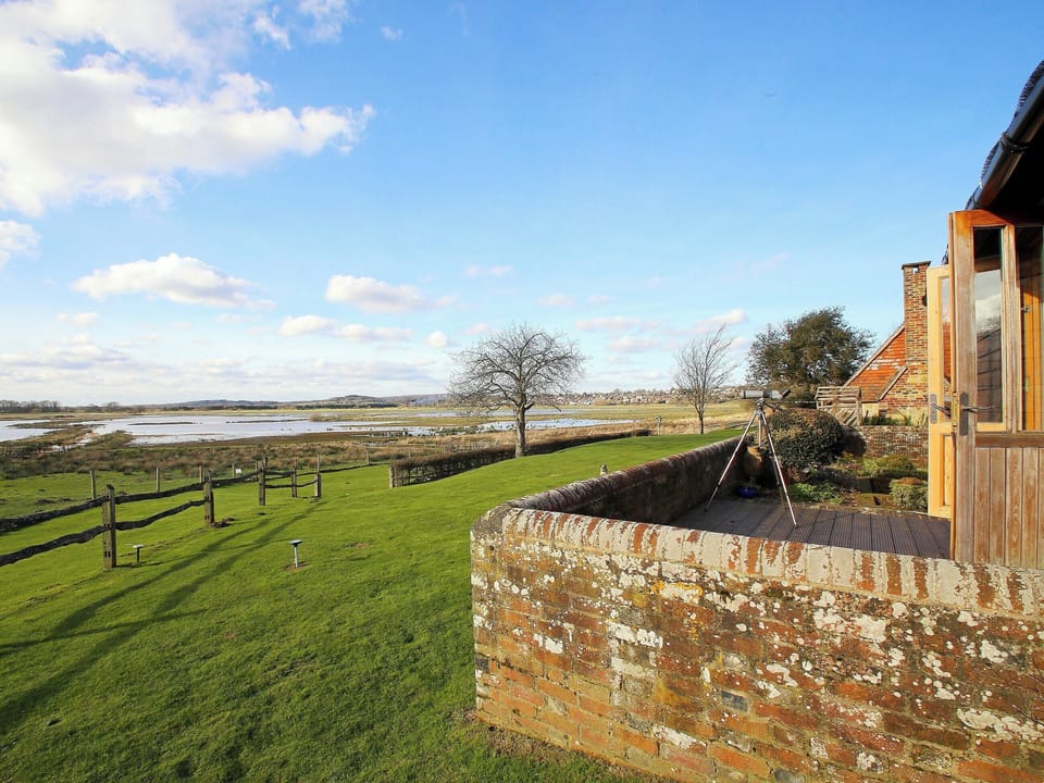 Garden | The Barn at Banks Cottage, Pulborough