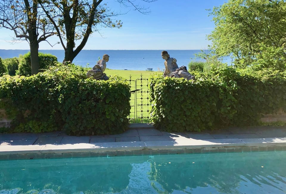 gate to lawn and beach