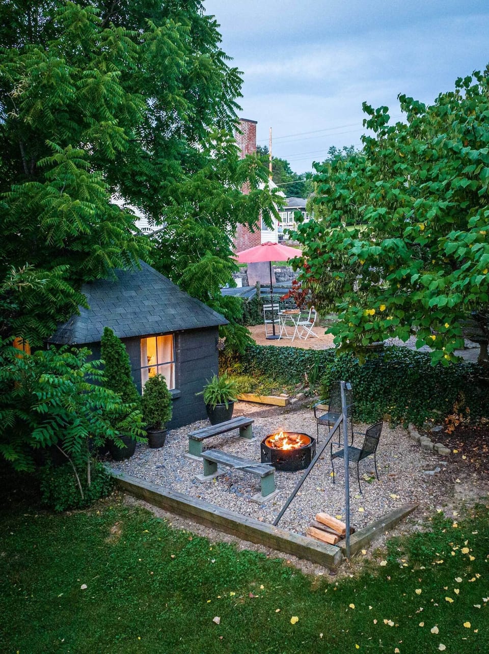Gather around the fire pit for cozy evenings and marshmallow roasting. Outdoor cooking and dining are a joy with the BBQ grill.