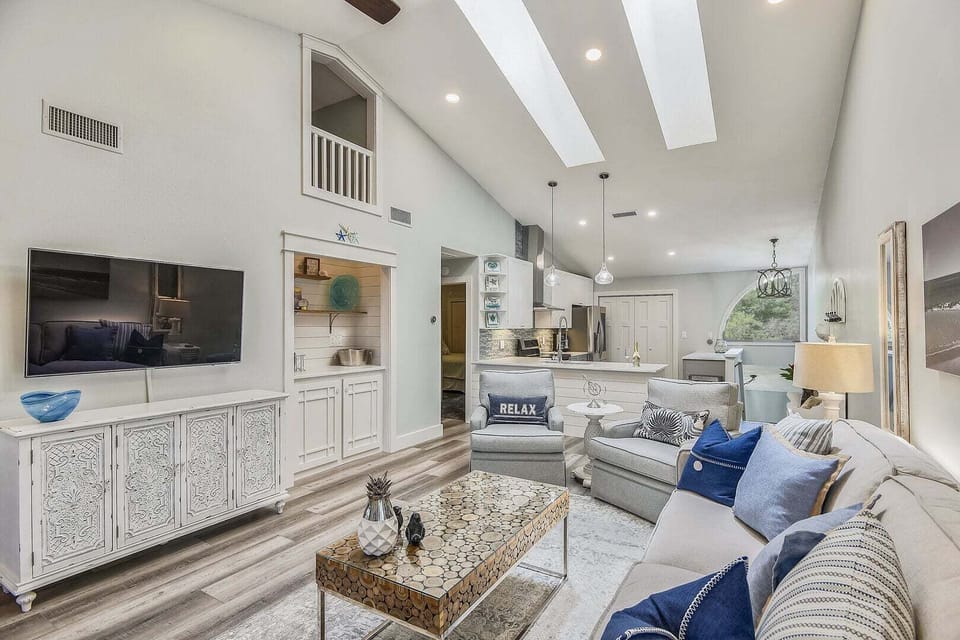 Bright and beautiful living room
