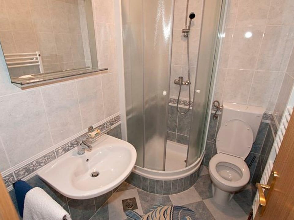 Bathroom 2