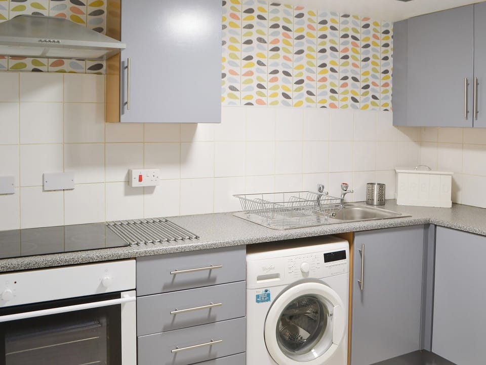 Lovely kitchen | Smuggler&rsquo;s Retreat, Newbiggin-by-the-Sea