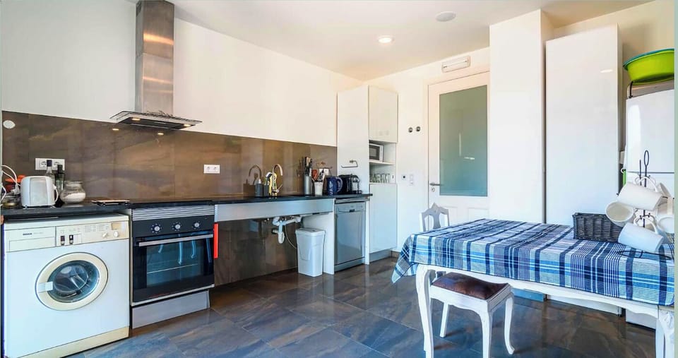 Fully equiped kitchen