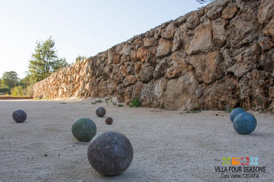 Bocce playground.
