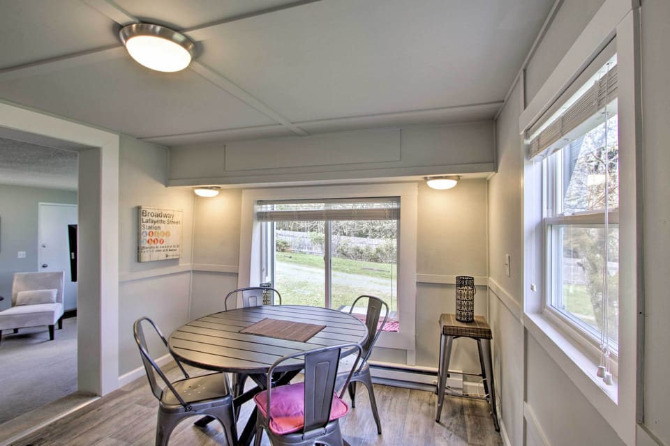 Dining Space | Dishware/Flatware