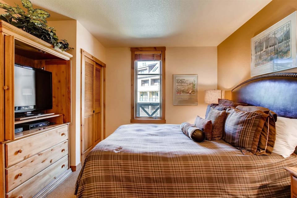 Main Street Station 2 Bedroom Condo, Breckenridge