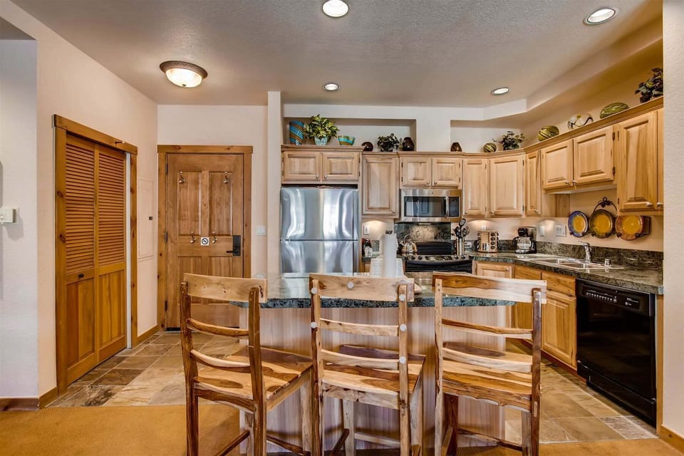 Main Street Station 2 Bedroom Condo, Breckenridge