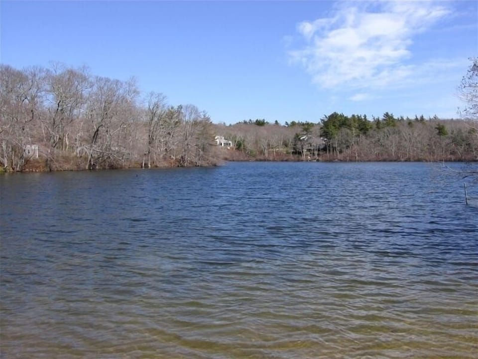 Seth's Pond, with small beach, great for swimming, 5-10 min walk
