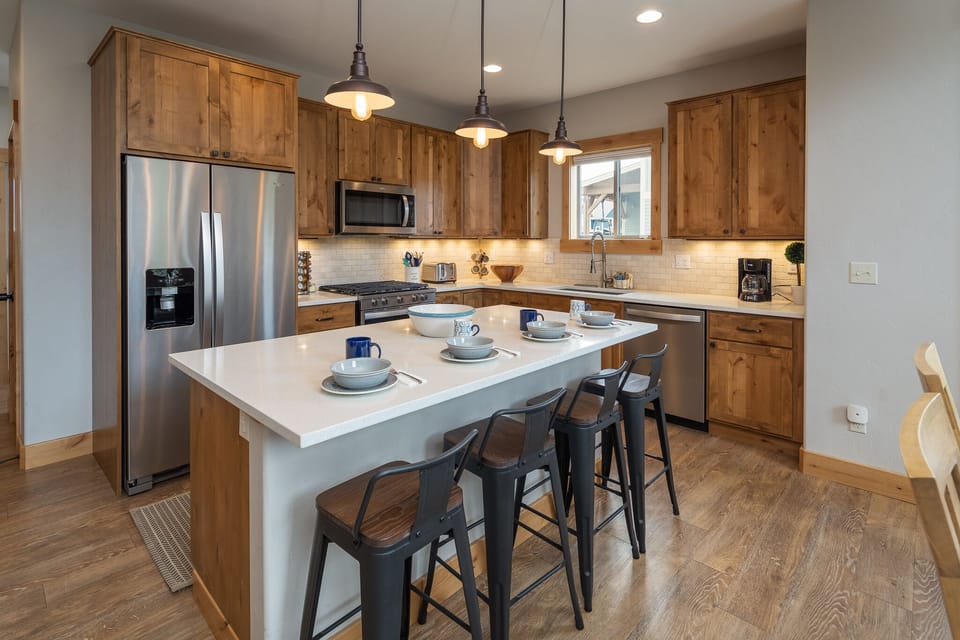 Plenty of room to make the perfect dinner for the family.