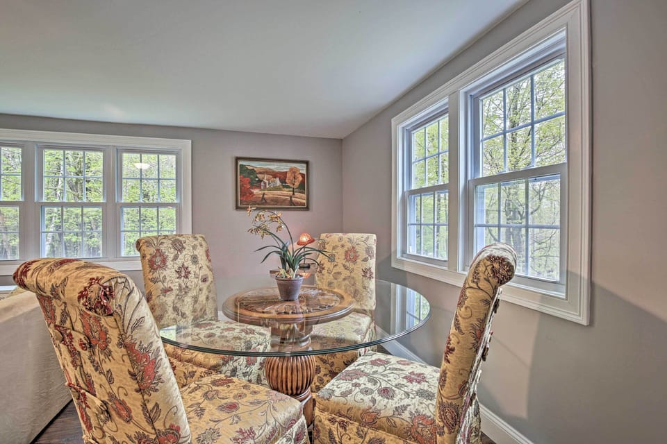 Dining Space | Dishware/Flatware