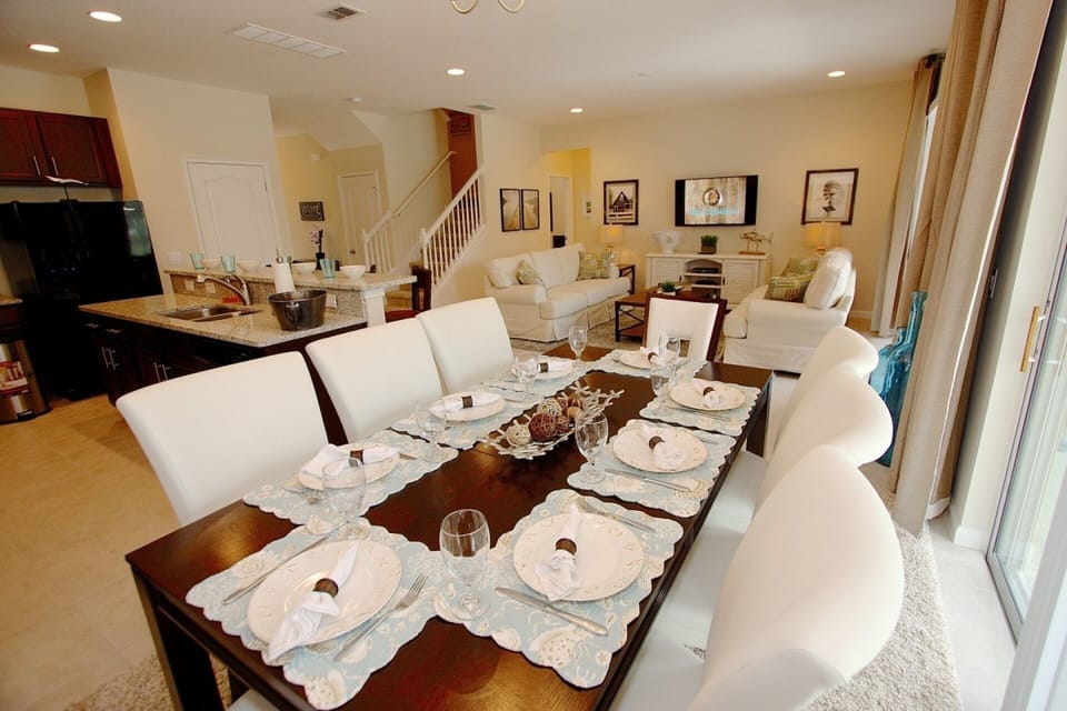 Dining For Eight (8)