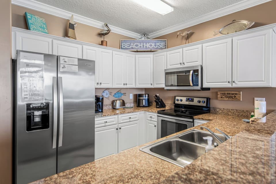 Full Kitchen