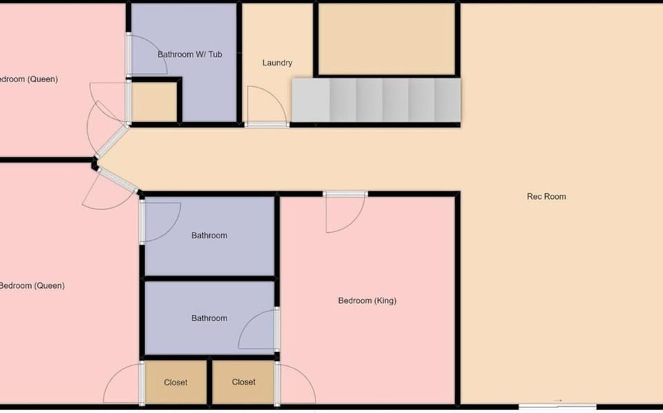 A helpful floor plan showing the lower level’s king and queen bedrooms, bathrooms, laundry room, and spacious rec room.