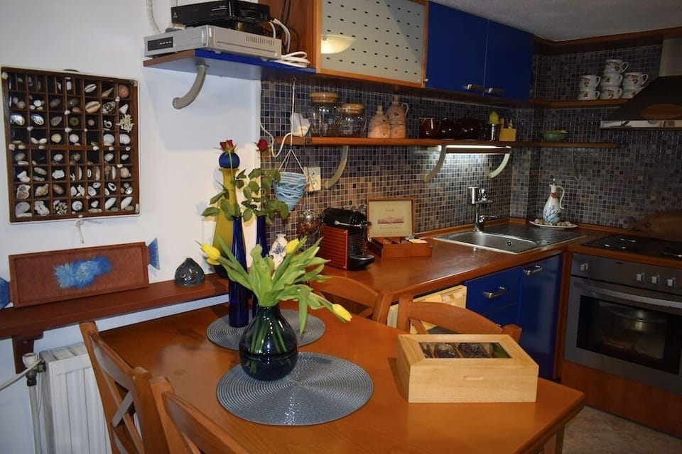 table and kitchen